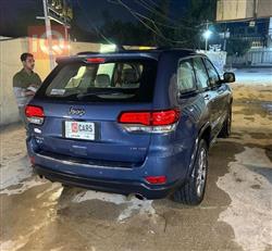 جیپ گراند شیرۆکی